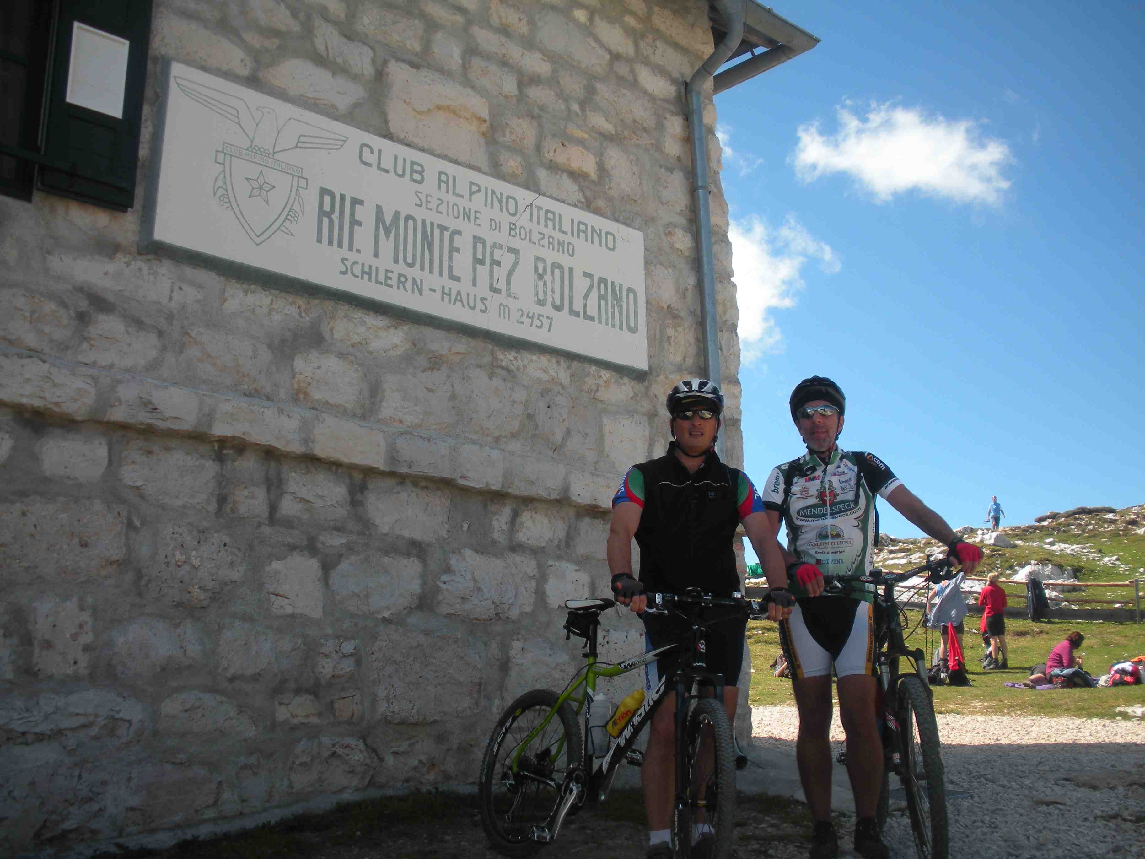 Al rifugio Bolzano Al rifugio Bolzano
