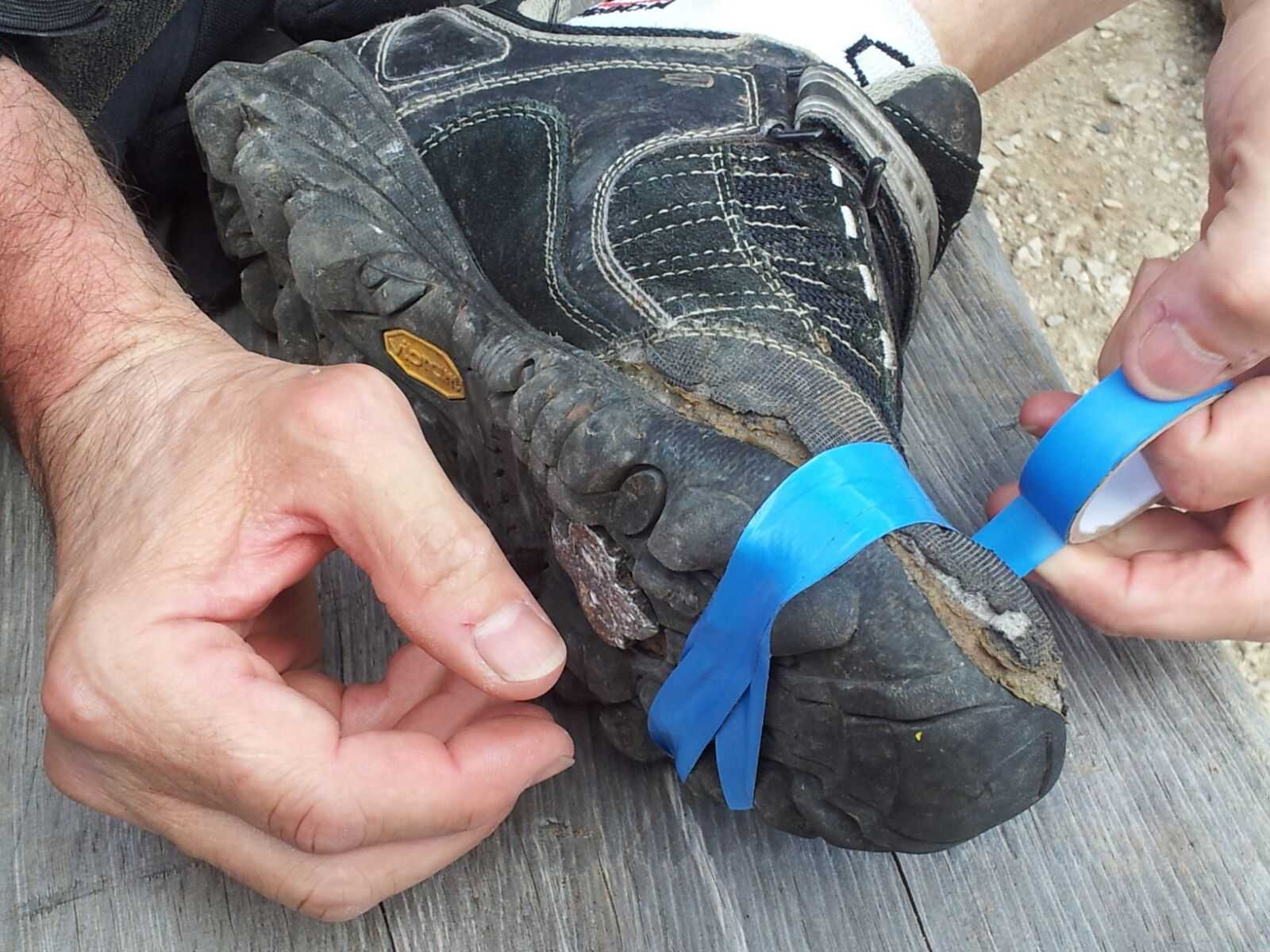 Riparazioni alle scarpe Riparazioni alle scarpe
